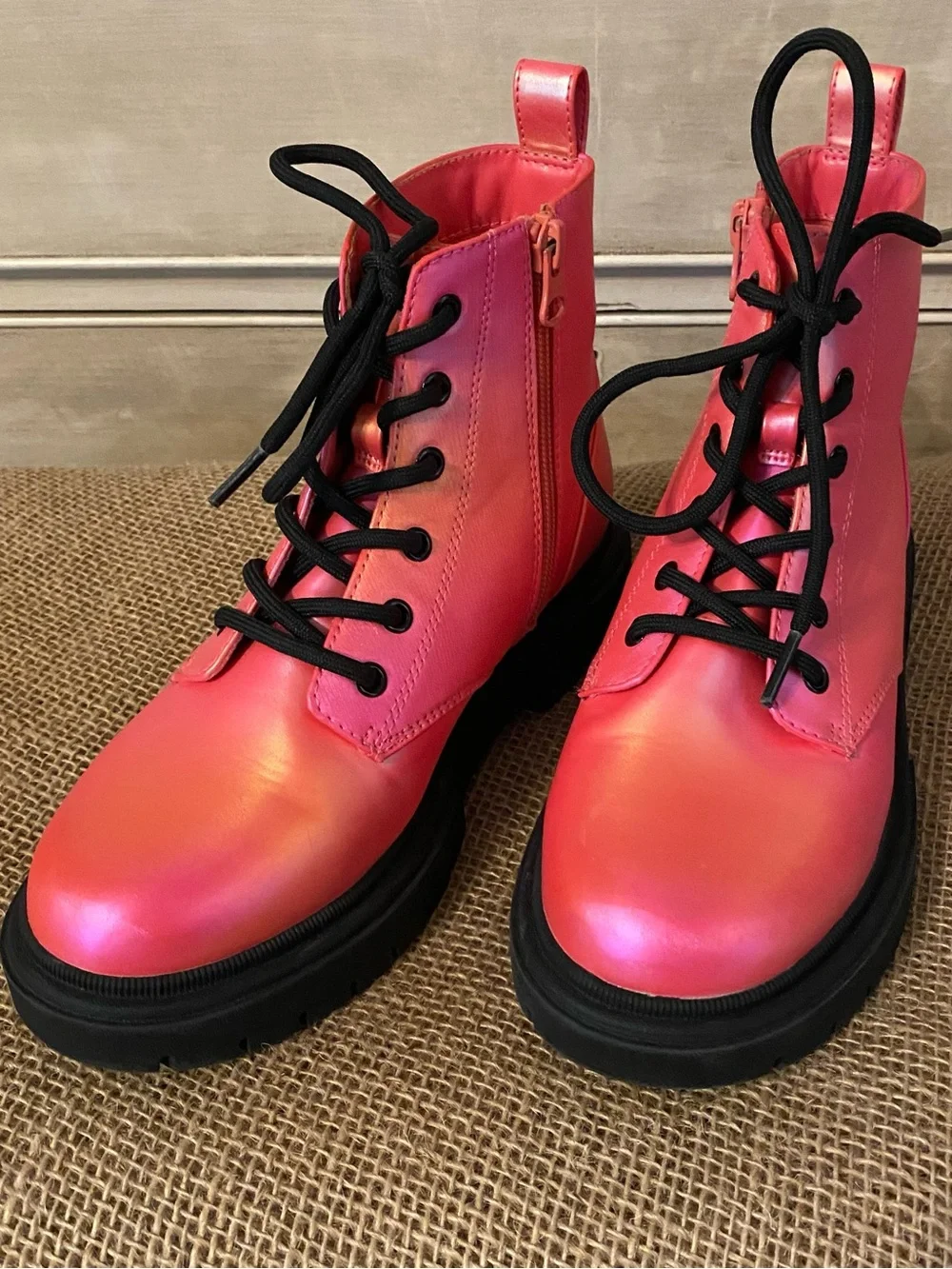 Girls ART CLASS Pink Iridescent Lace Up Zipper Boots Size 3
